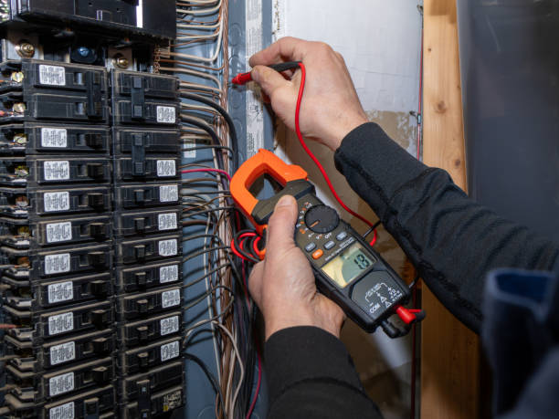 Best Electrician Near Me  in Oak Trail Shores, TX